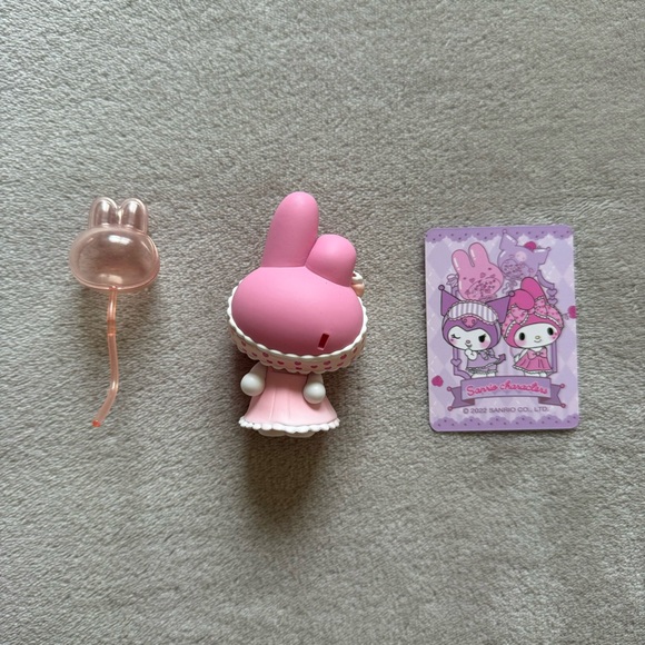 Sanrio My Melody Kuromi Pajama Sweetheart Blind Box - My Melody with Balloon - Picture 6 of 9